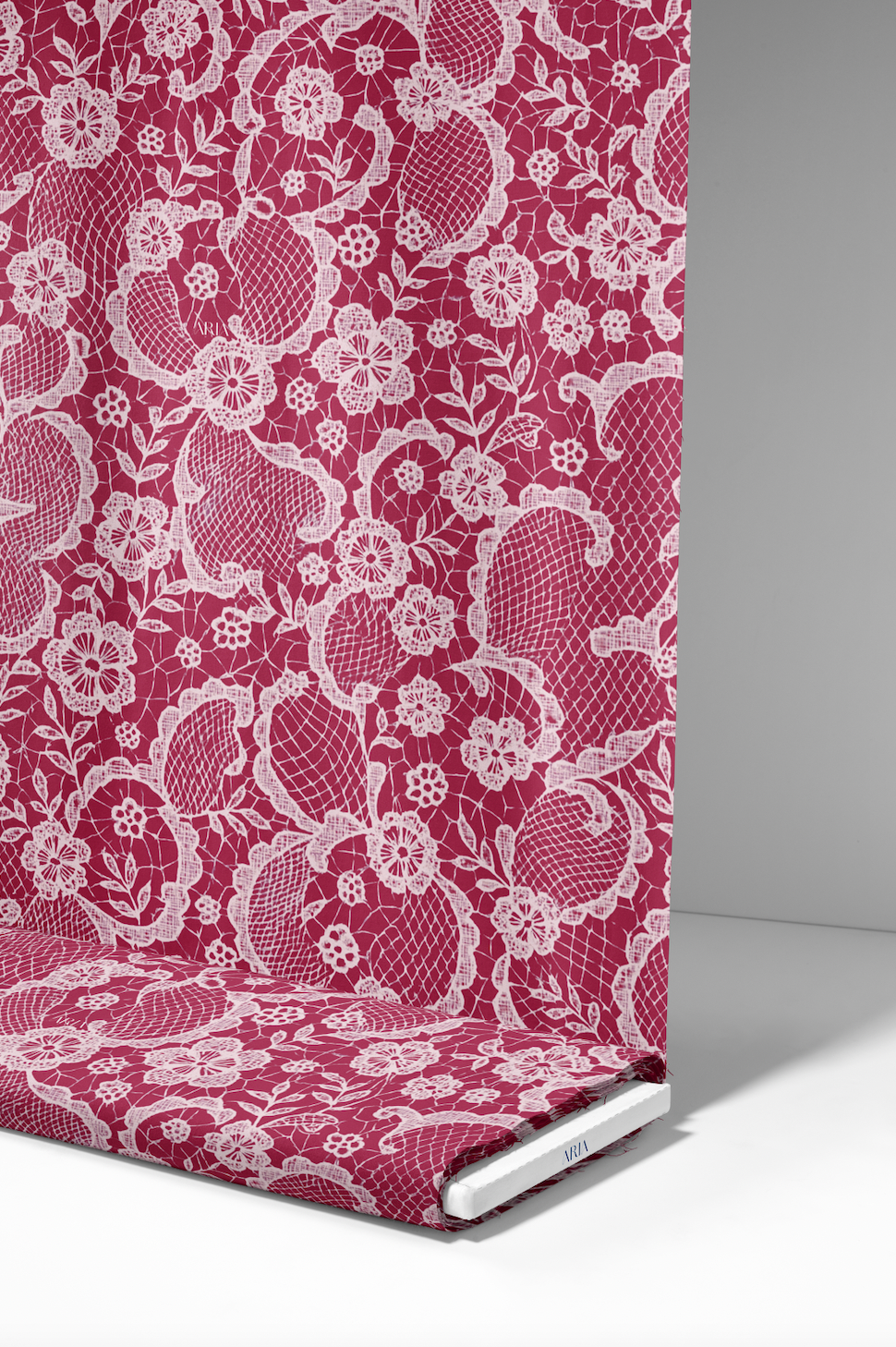 The Lace (Dark Pink)