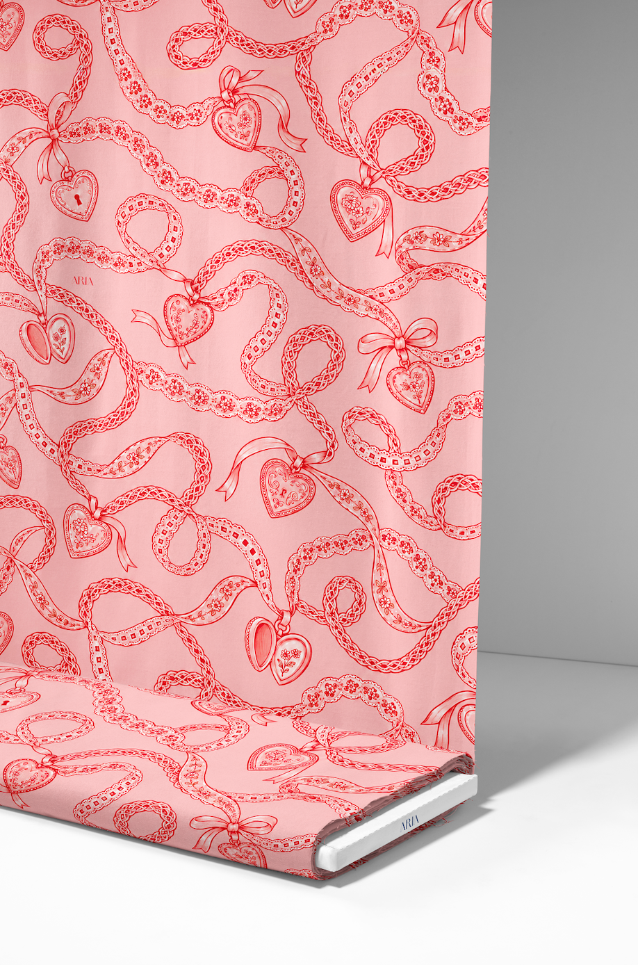 Lock & Lace (Blush-Pink)